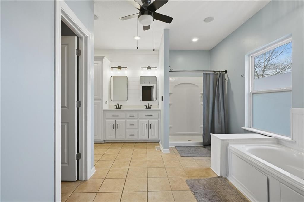 503 E Lexington Street — photo 14