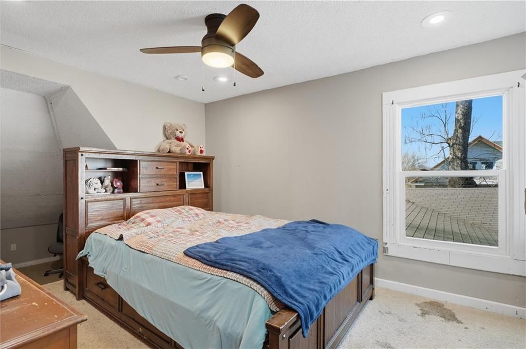 503 E Lexington Street — photo 17