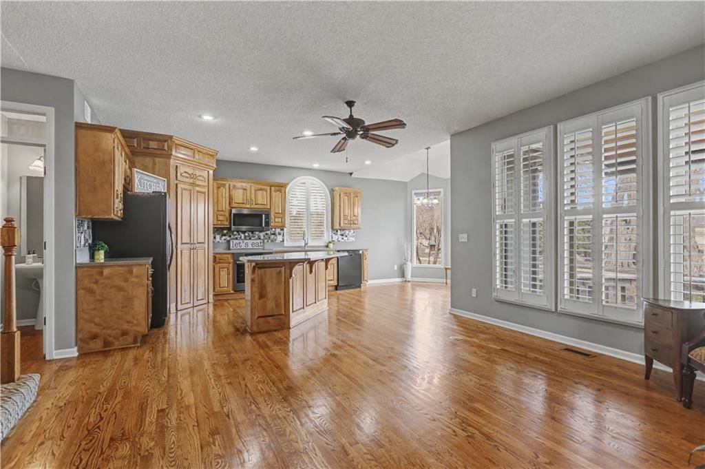 13821 Long Street — photo 11