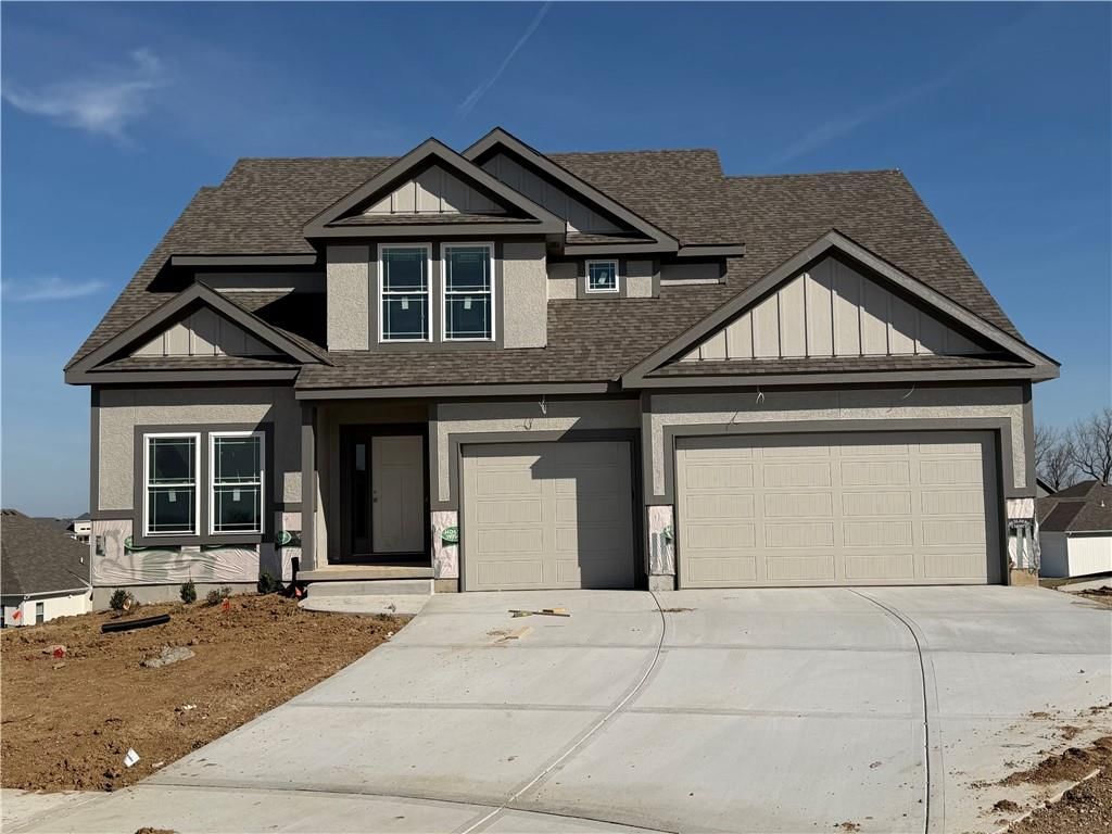 2189 Heritage Court, Liberty, MO