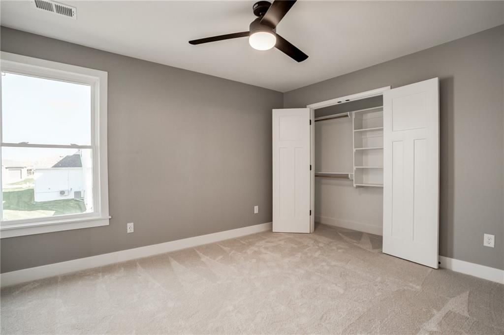 2189 Heritage Court — photo 17