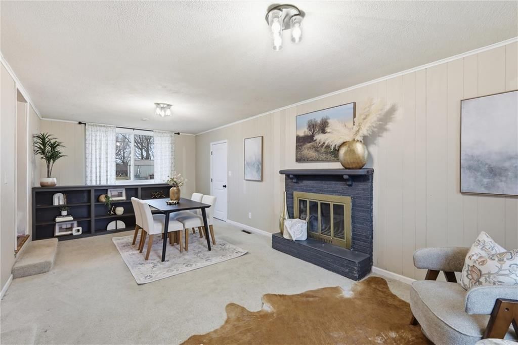 8806 Marty Street — photo 9