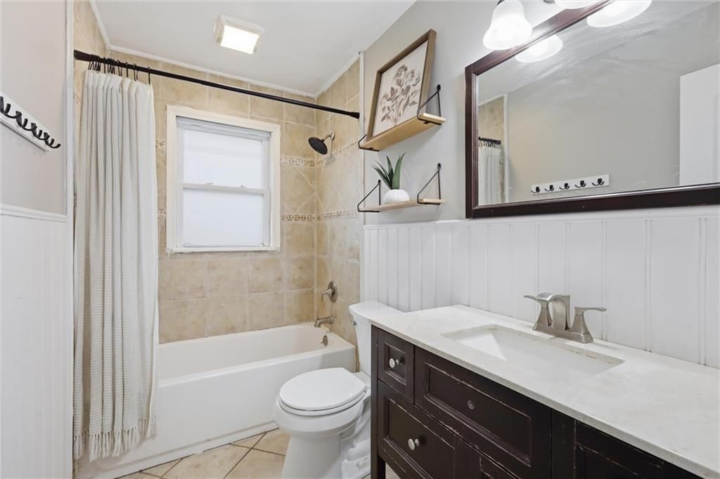 8806 Marty Street — photo 21