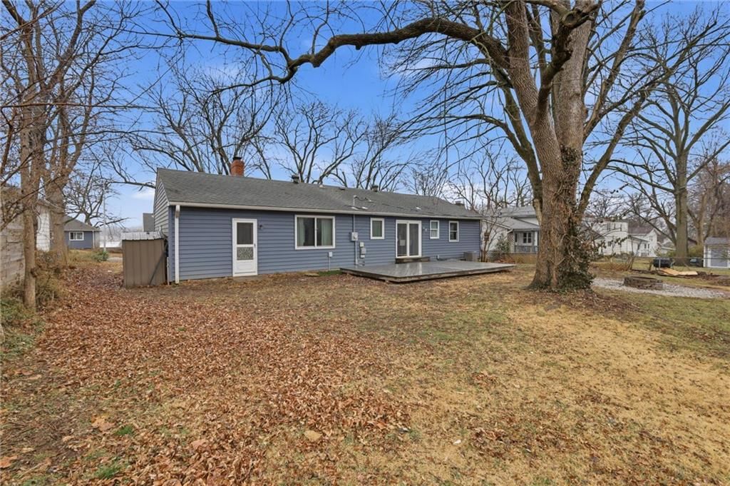 8806 Marty Street — photo 25