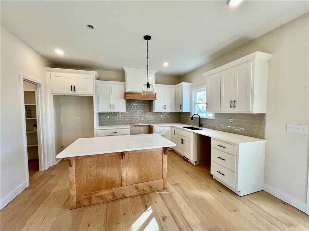 1929 Longview Drive — photo 10