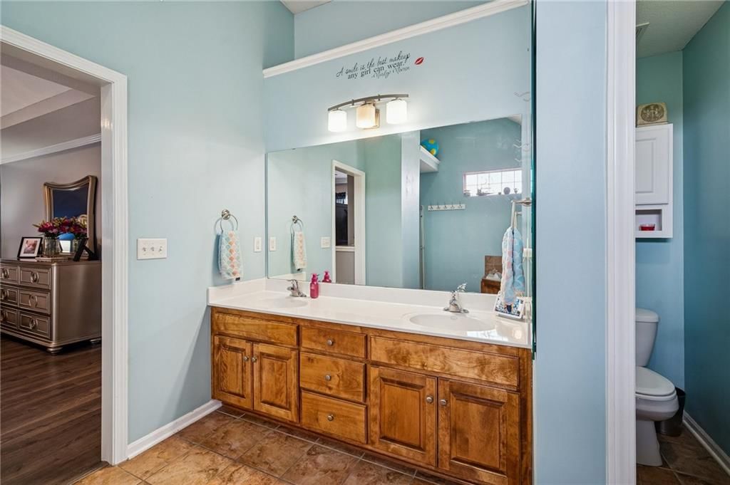 10706 Country Lane — photo 18