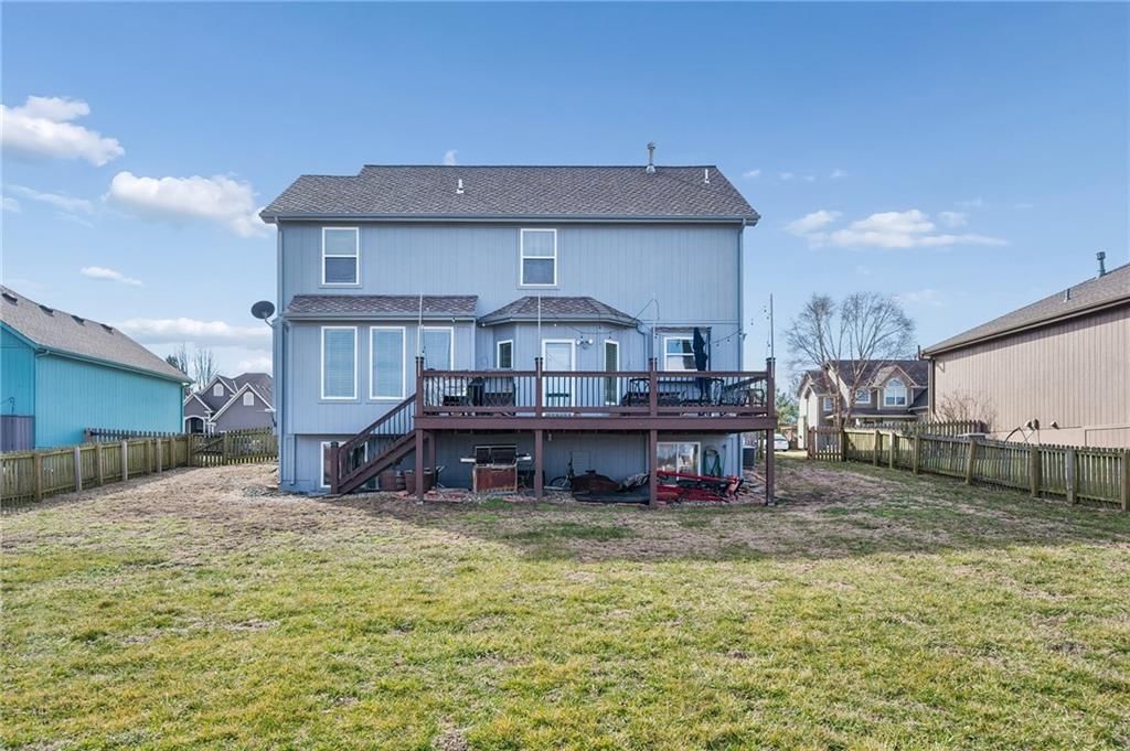 10706 Country Lane — photo 35
