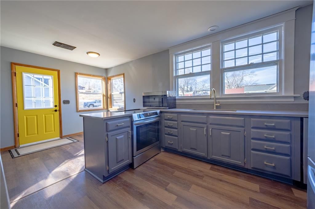 402 S Market Street — photo 8