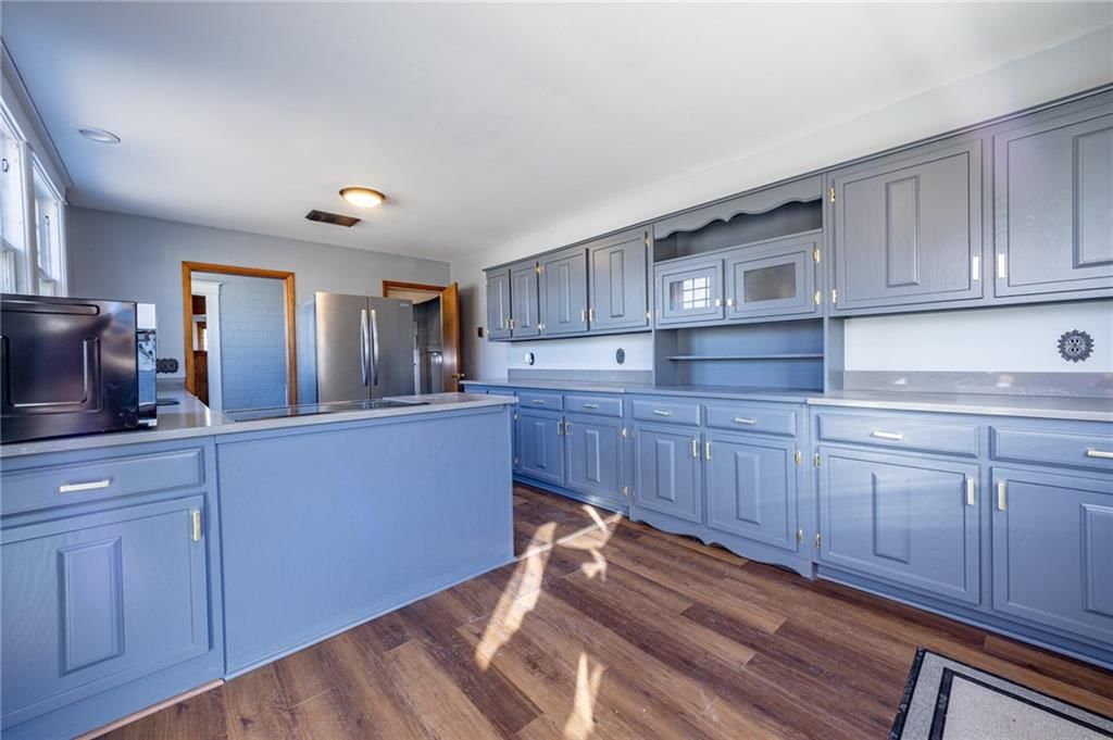 402 S Market Street — photo 11