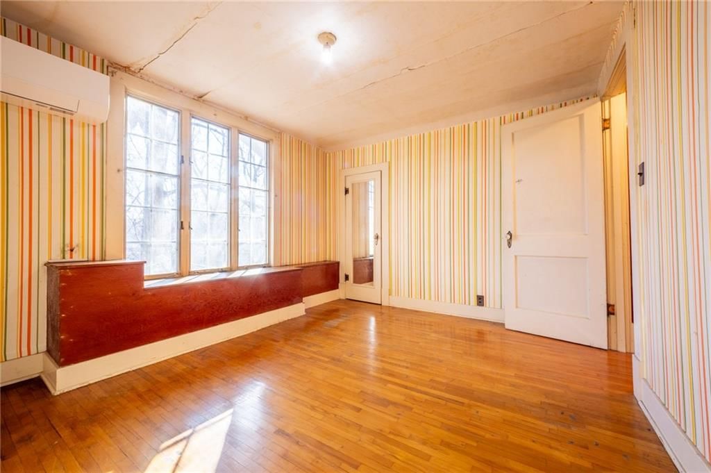 402 S Market Street — photo 22