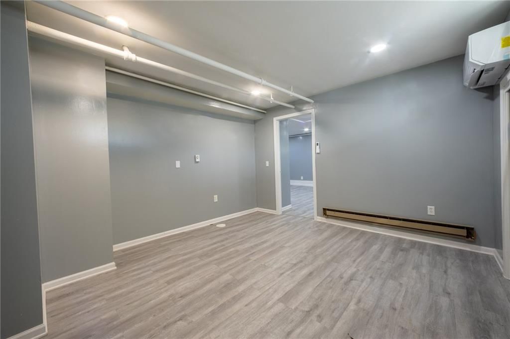 402 S Market Street — photo 30