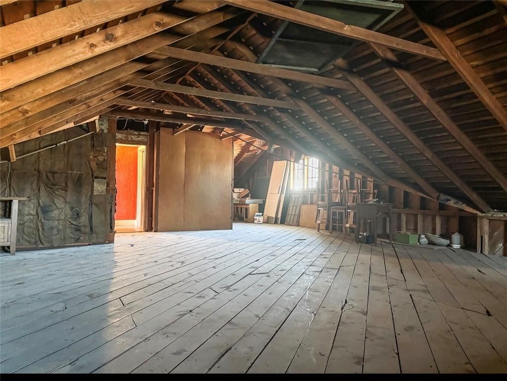 402 S Market Street — photo 35