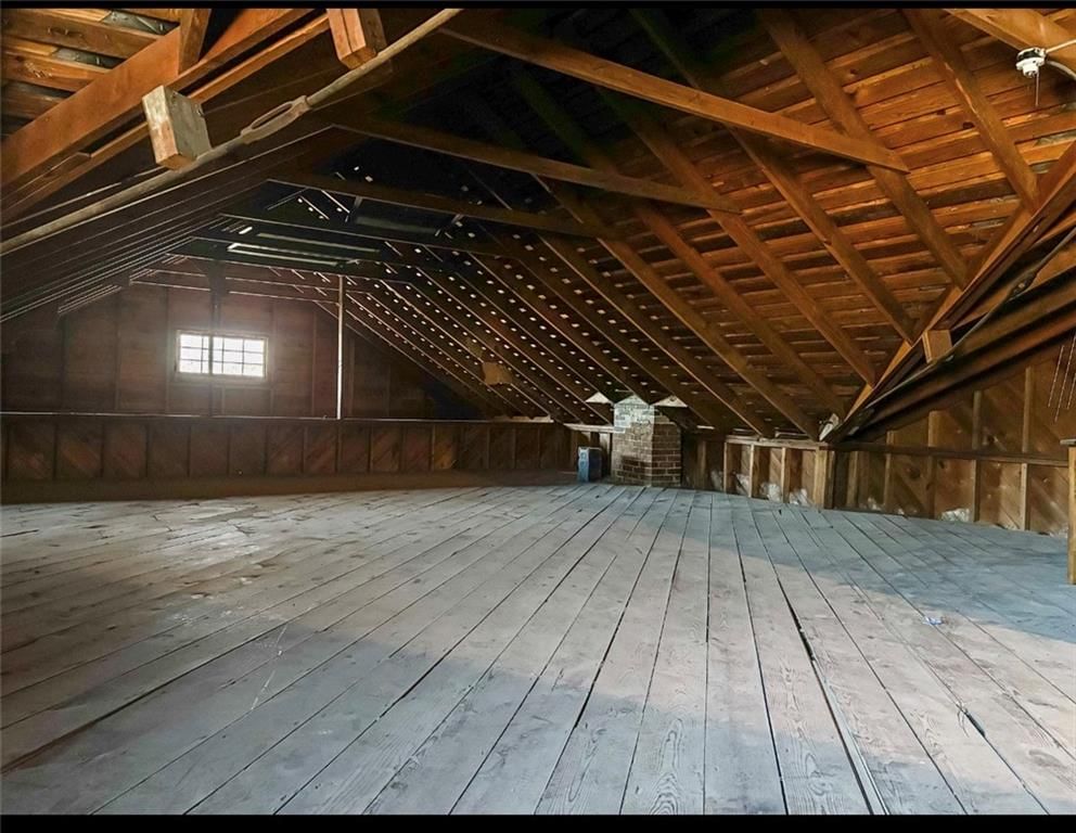 402 S Market Street — photo 36