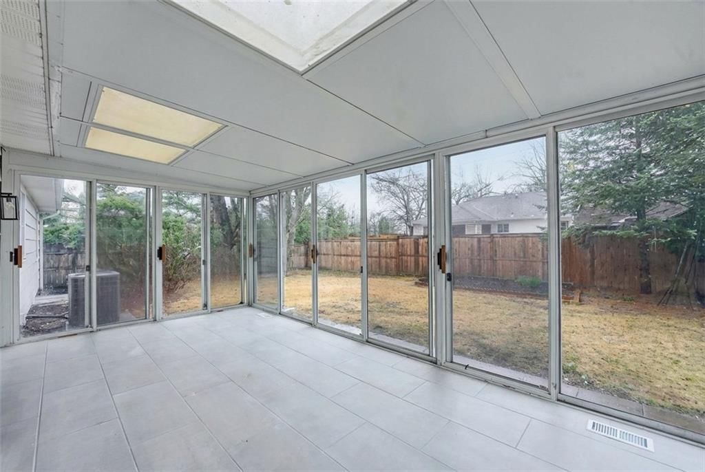 6301 Woodson Drive — photo 9
