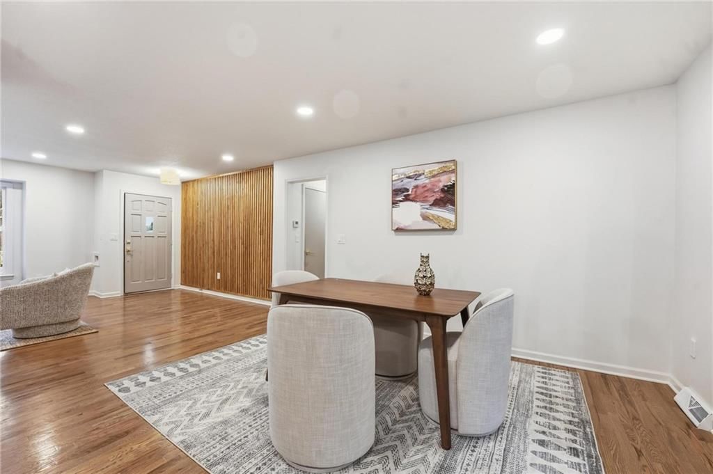 6301 Woodson Drive — photo 10