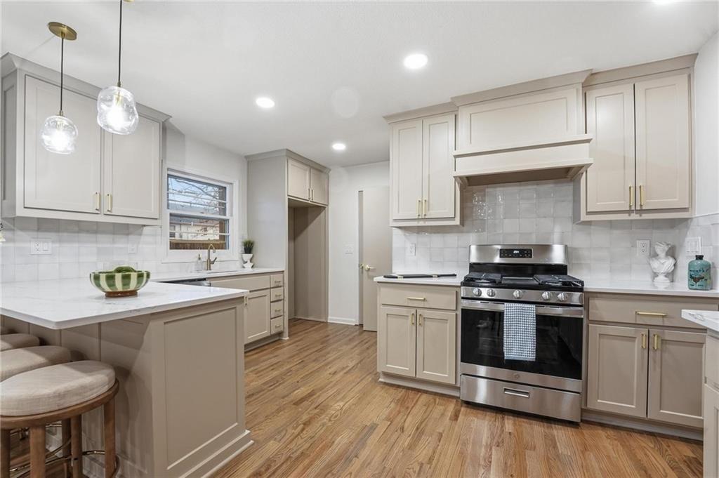 6301 Woodson Drive — photo 11