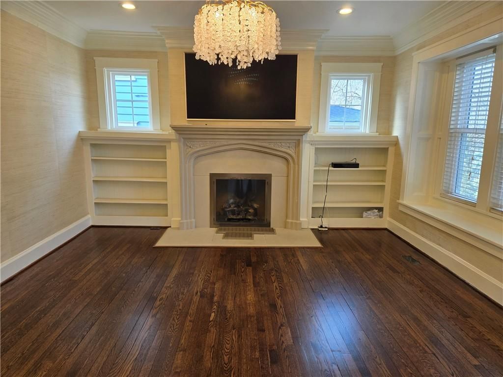 5530 Oak Street — photo 2