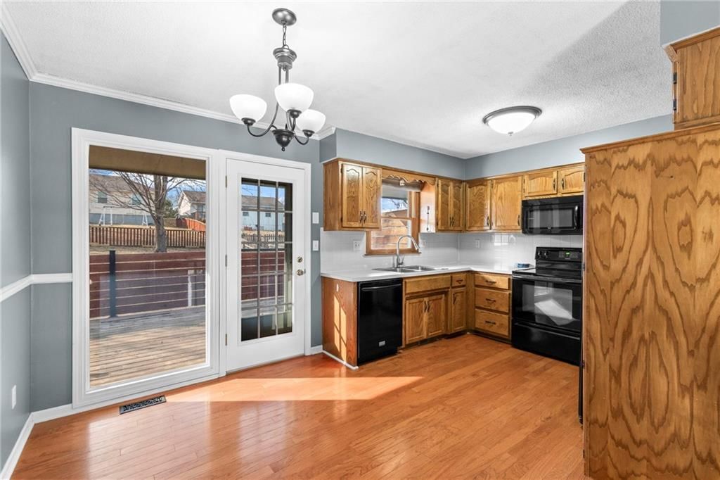 11300 N Donnelly Avenue — photo 5