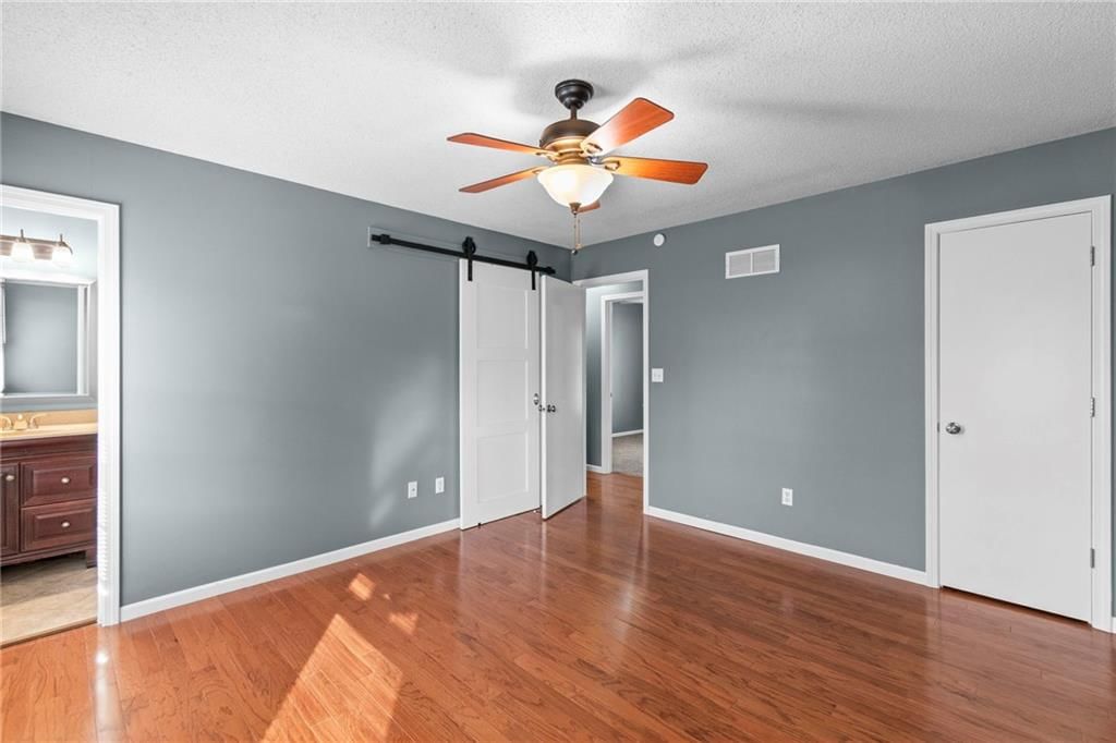 11300 N Donnelly Avenue — photo 8