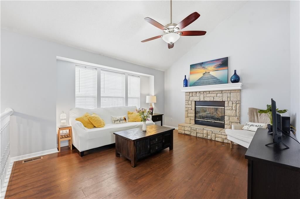 953 E Cottage Creek Drive — photo 3