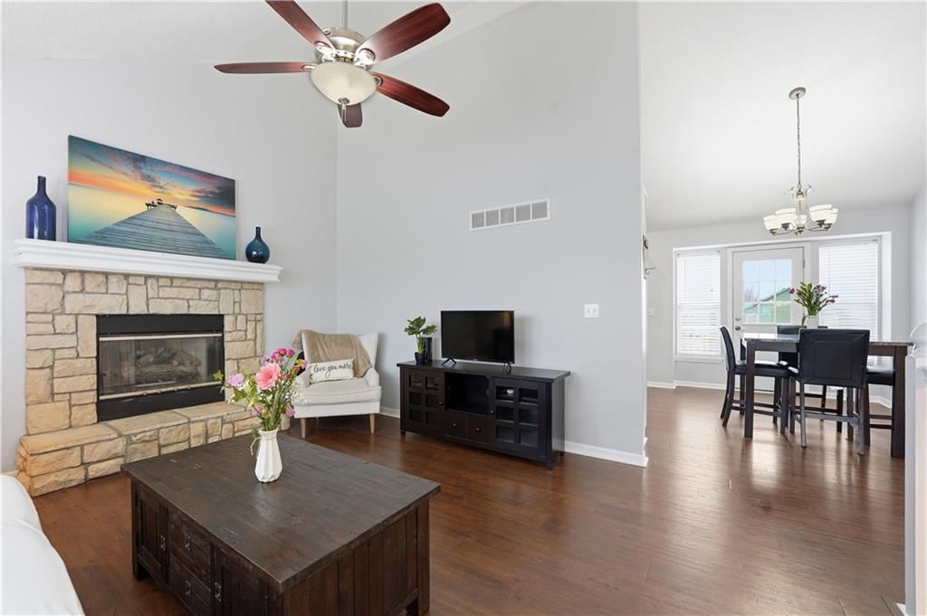 953 E Cottage Creek Drive — photo 5