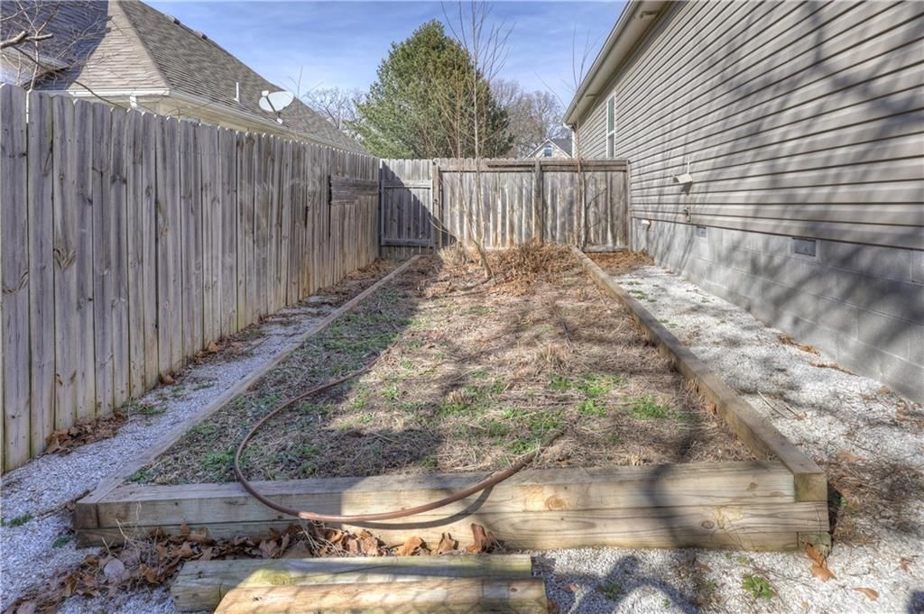 106 Victoria Lane — photo 35