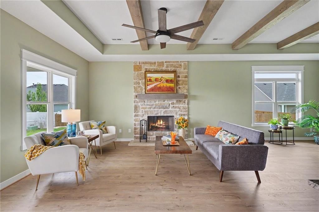 1013 Bluestem Circle — photo 5