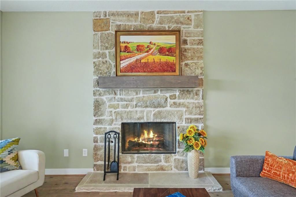 1013 Bluestem Circle — photo 8