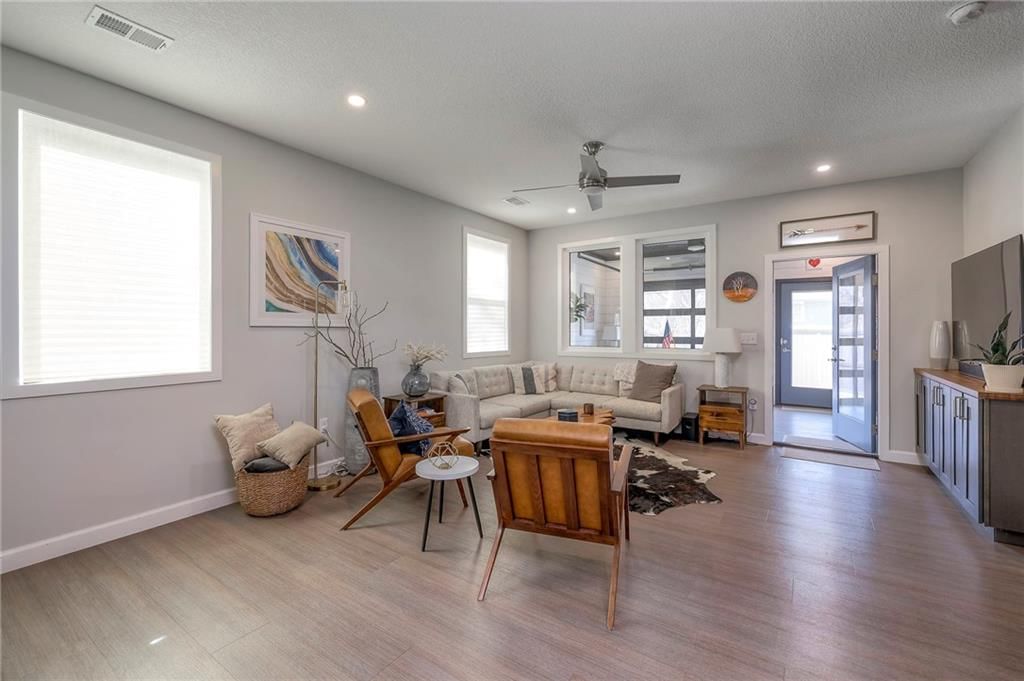 7616 Washington Street — photo 14