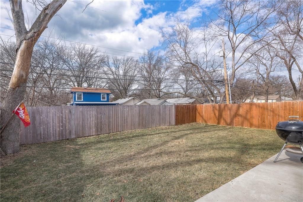 7616 Washington Street — photo 33