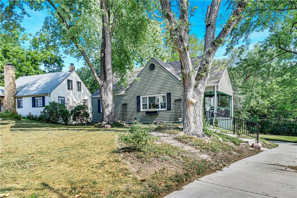 5103 NE Marvin Road, Kansas City, MO
