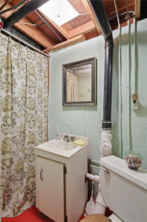 4821 Bond Street — photo 24