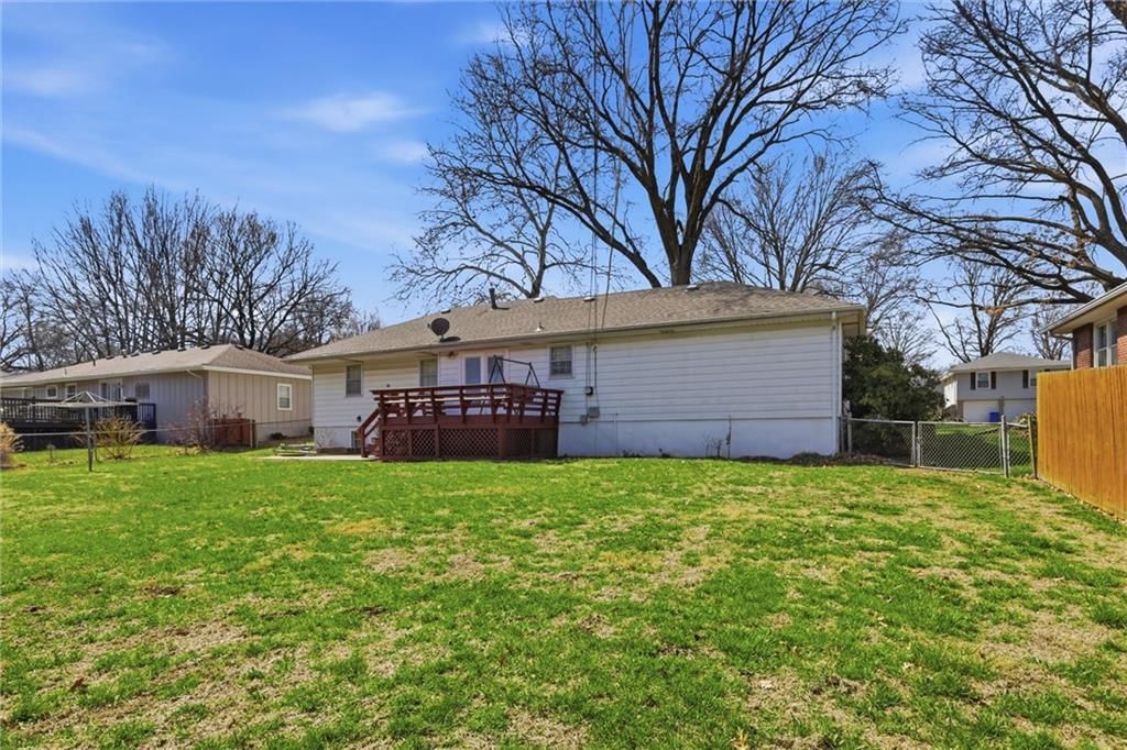 4821 Bond Street — photo 30