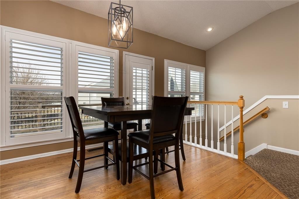 9208 N CAMPBELL Court — photo 11