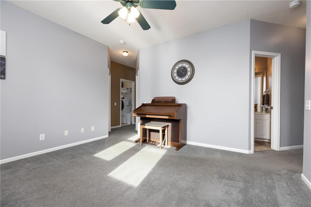 9208 N CAMPBELL Court — photo 18