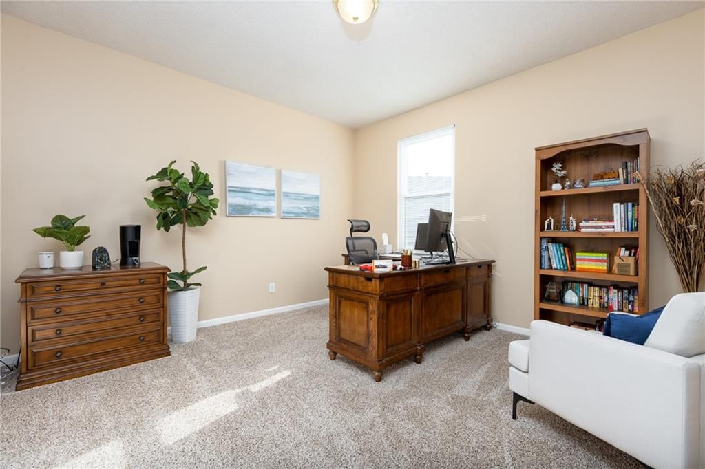 9208 N CAMPBELL Court — photo 19