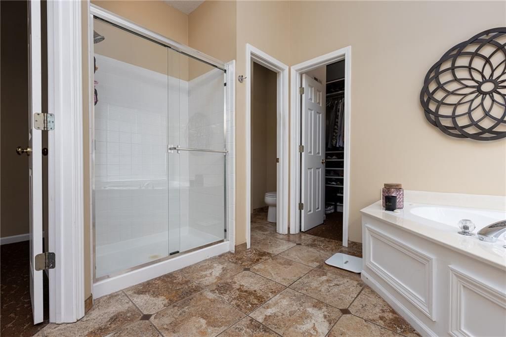 9208 N CAMPBELL Court — photo 24