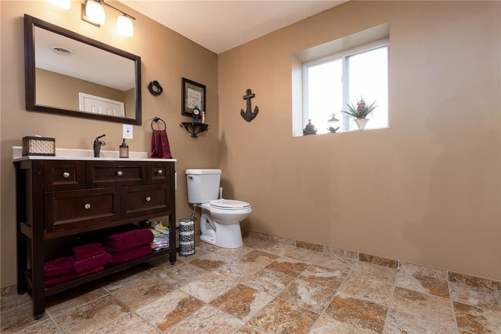 9208 N CAMPBELL Court — photo 30
