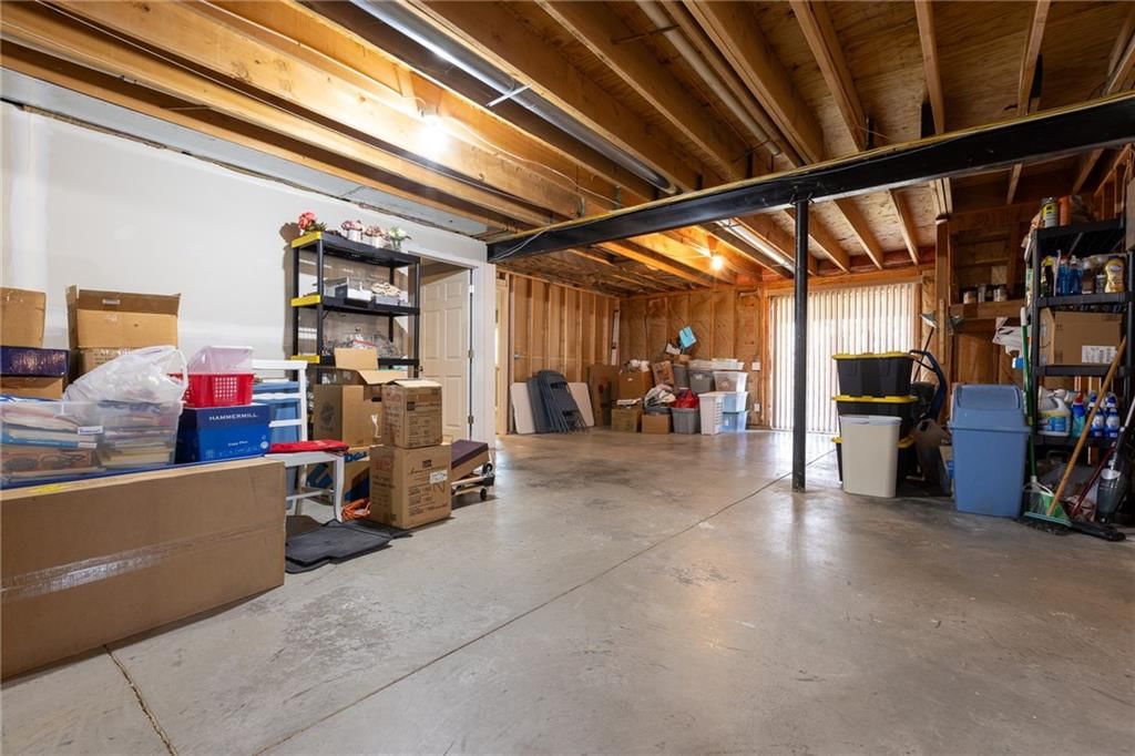 9208 N CAMPBELL Court — photo 35