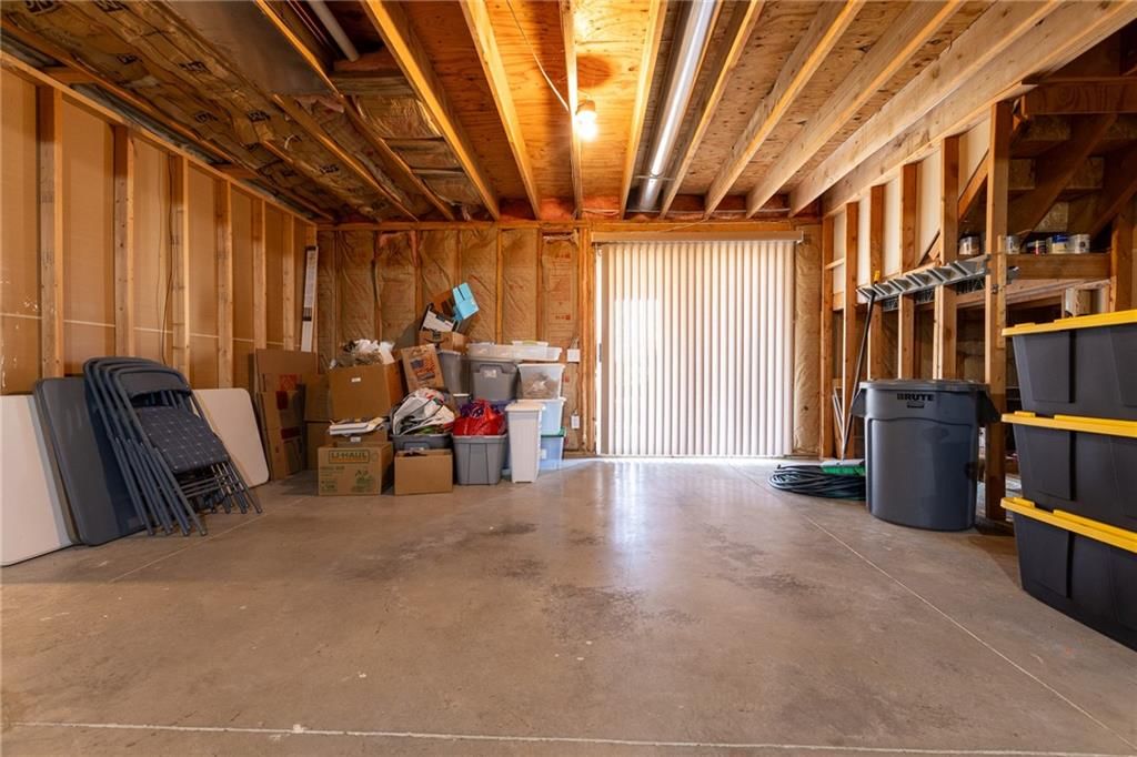 9208 N CAMPBELL Court — photo 36