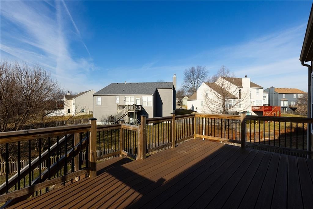 9208 N CAMPBELL Court — photo 46