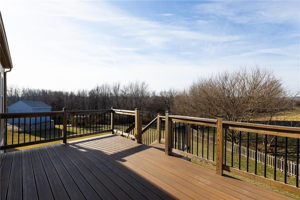 9208 N CAMPBELL Court — photo 47