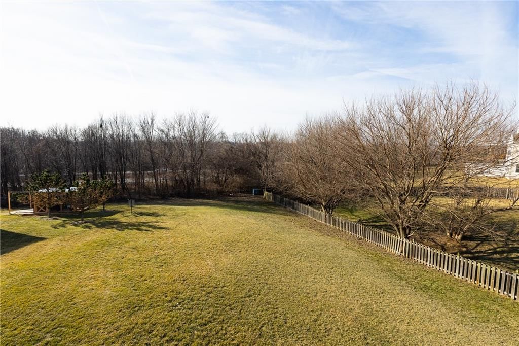 9208 N CAMPBELL Court — photo 48