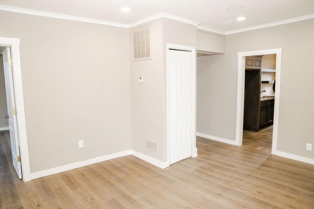 112 S 25th Street — photo 5