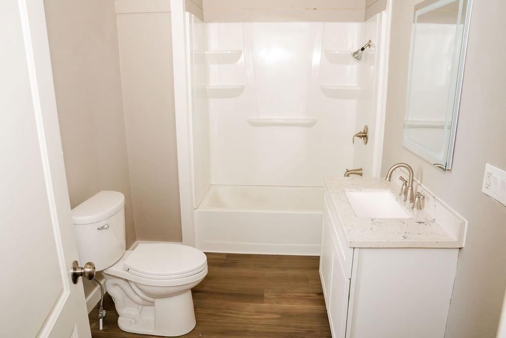 112 S 25th Street — photo 8
