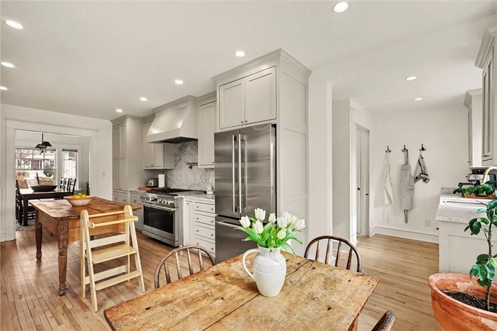 437 W 59th Terrace — photo 17