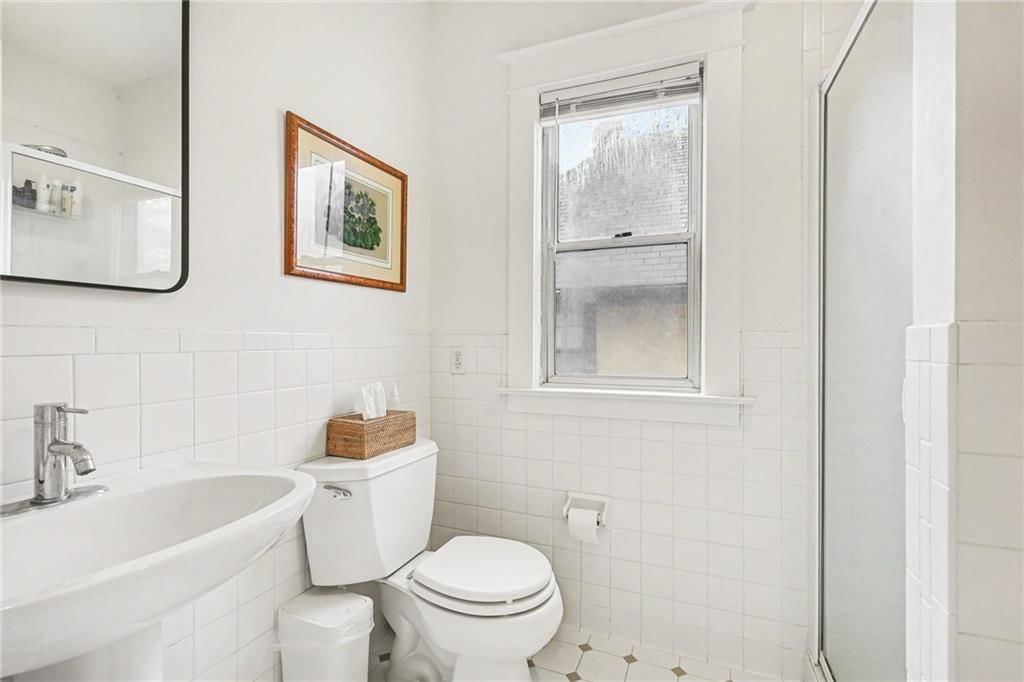 437 W 59th Terrace — photo 26