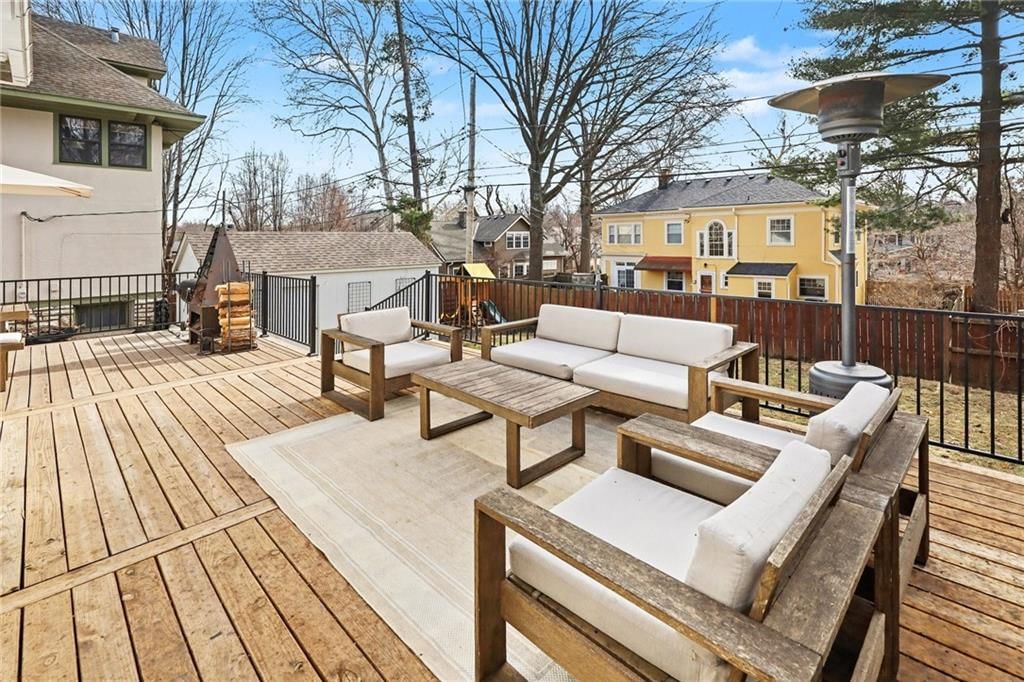 437 W 59th Terrace — photo 35