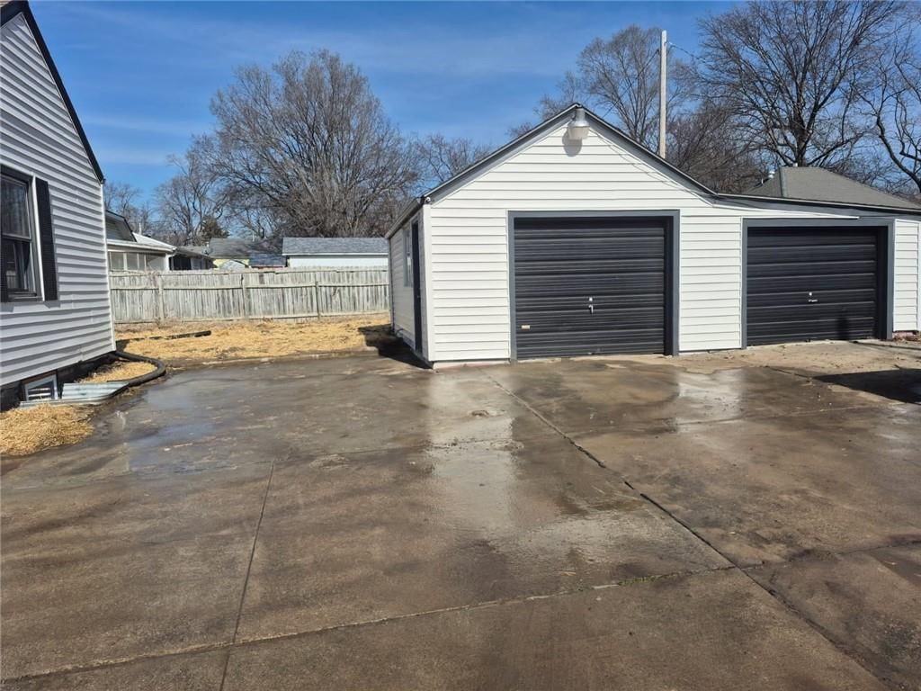 1007 S Main Street — photo 3