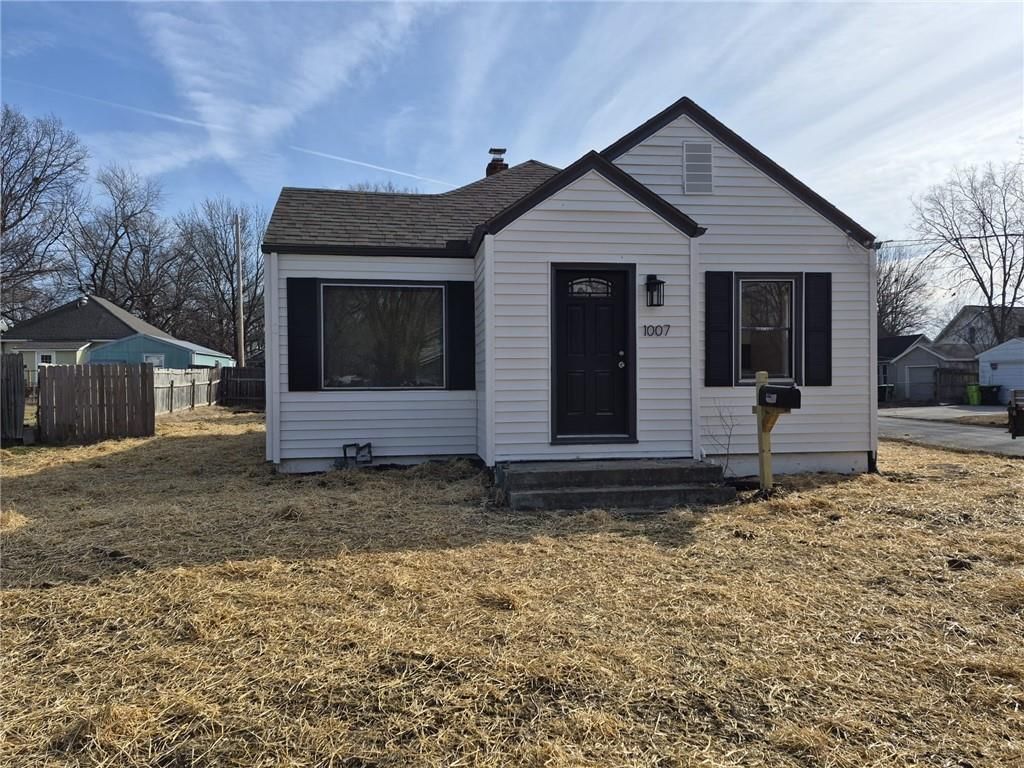 1007 S Main Street — photo 5